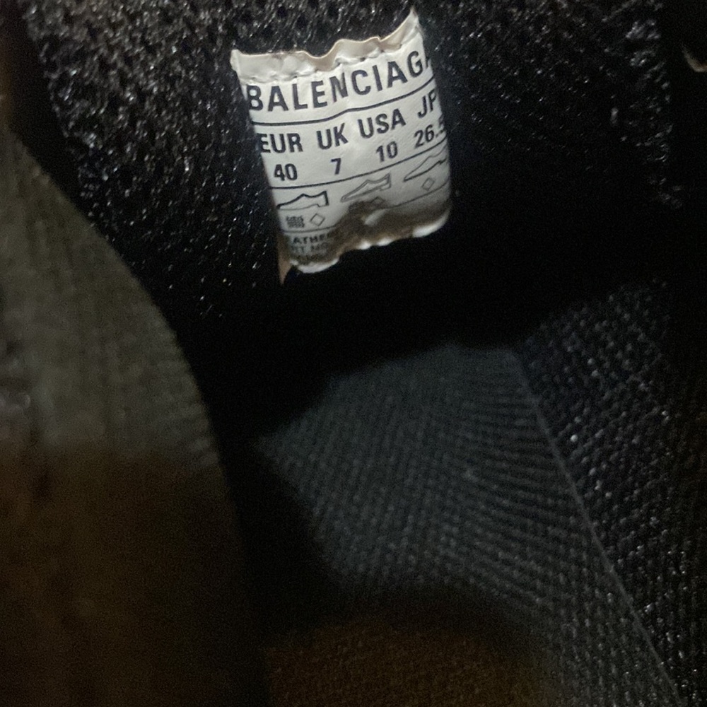 BALENCIAGA Triple S Sneakers - Picture 9 of 10